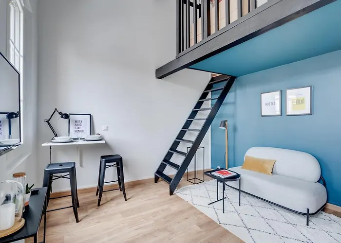 • L'oceà • - Quartier Busca - Proche Métro Apartamento